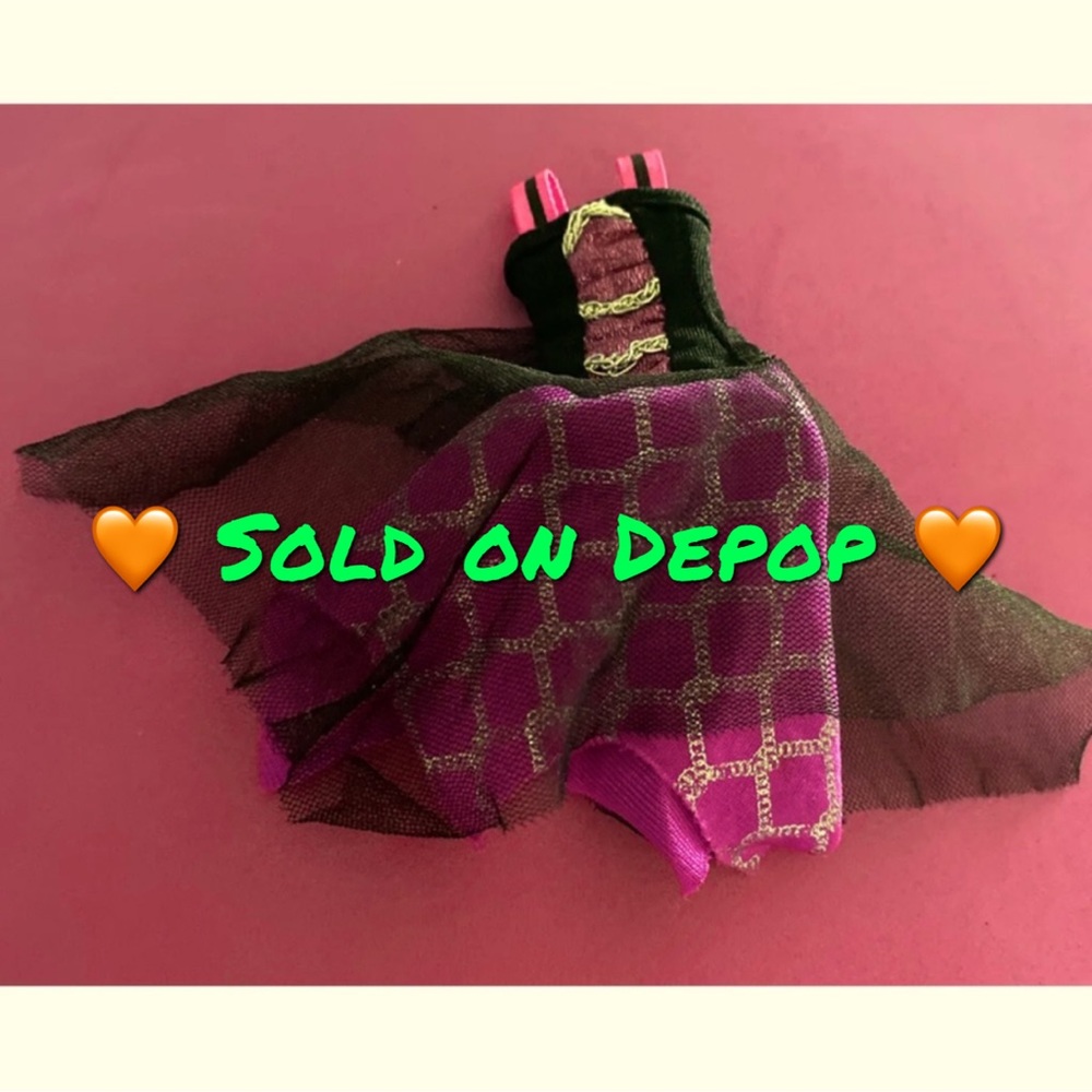 Monster High Ghouls Alive Spectra Vondergeist Doll Outfit Replacement Dress.